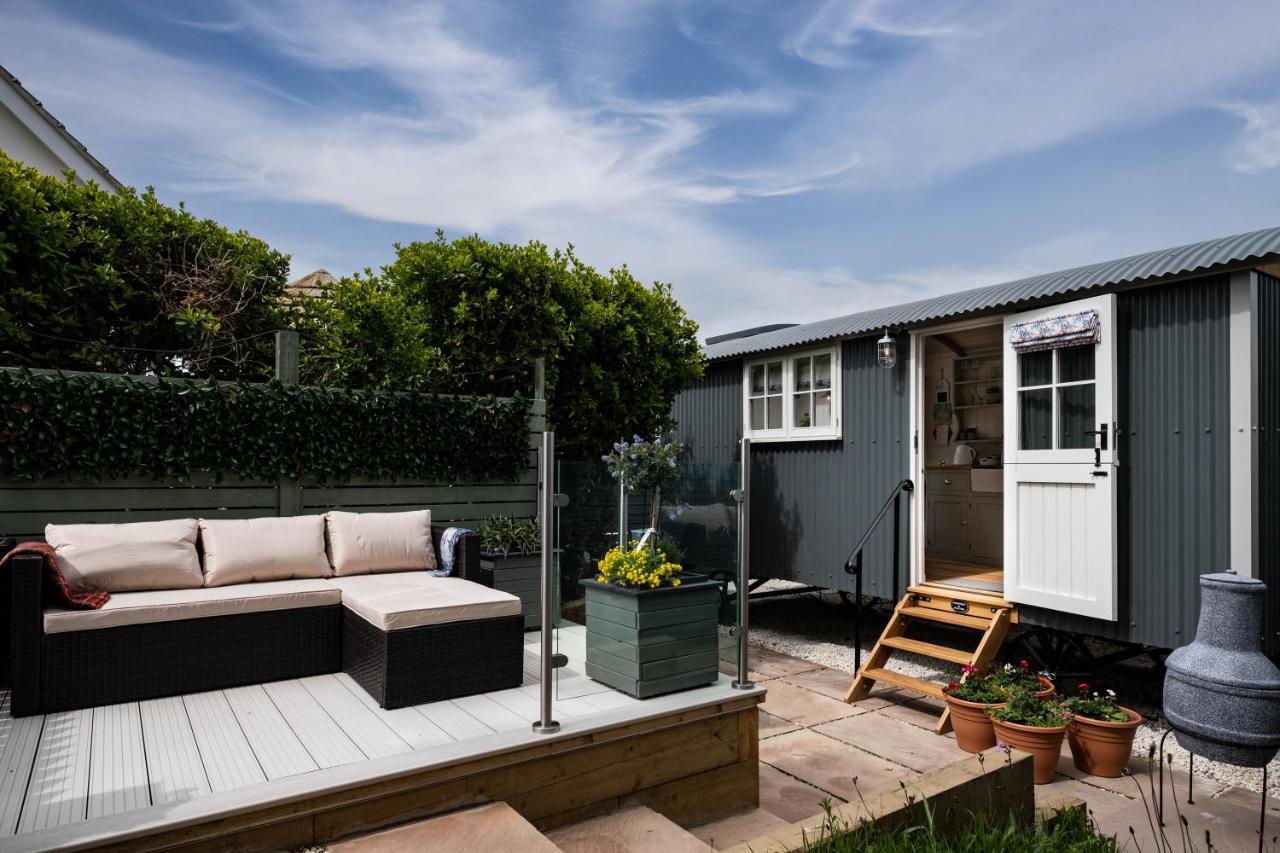Trevone Luxury Shepherds Hut Close To The St Merryn